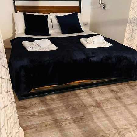 F10- Mezzanine 1St Floor Flat Fits 3 Near Paddington Daire Londra Dış mekan fotoğraf