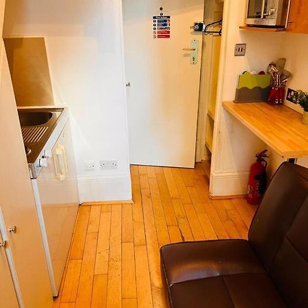 F10- Mezzanine 1St Floor Flat Fits 3 Near Paddington Daire Londra Dış mekan fotoğraf